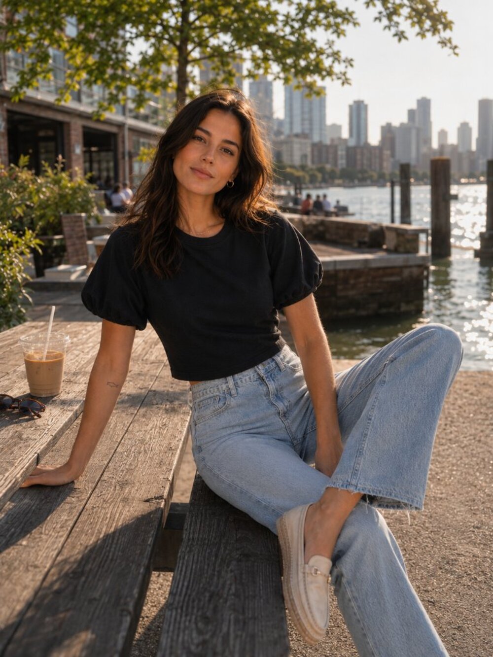 AGOLDE Shari Tee Crew Neck Short Sleeve